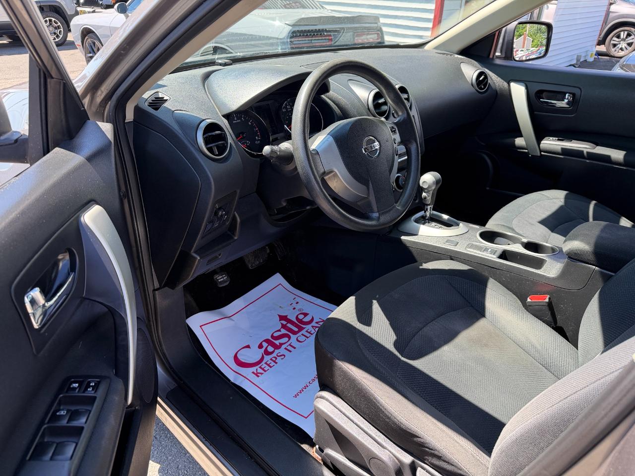 Nissan Rogue AWD 4dr S 2013
