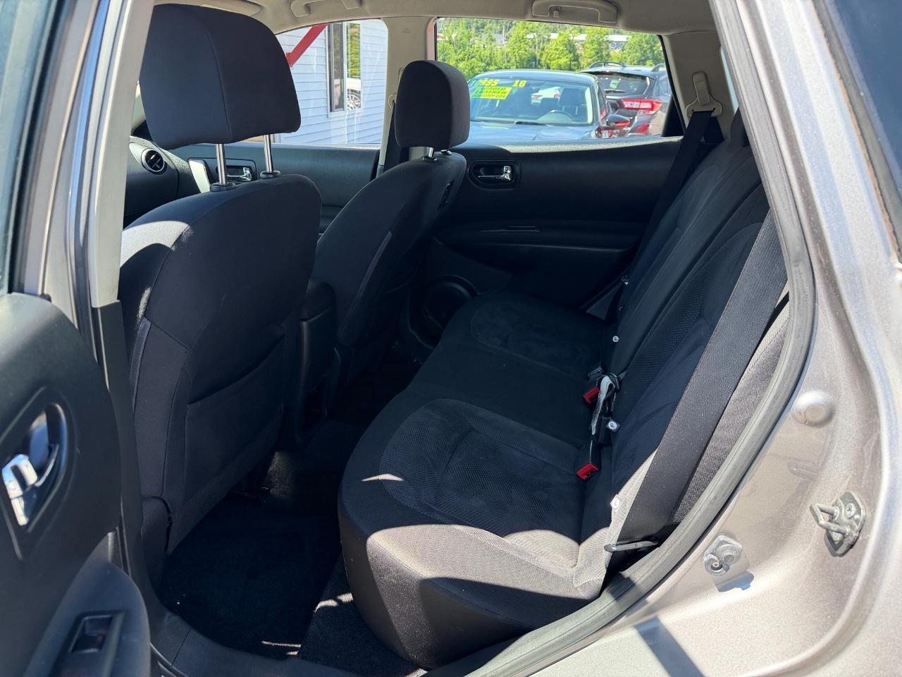 Nissan Rogue AWD 4dr S 2013