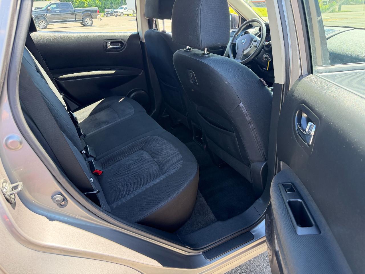 Nissan Rogue AWD 4dr S 2013