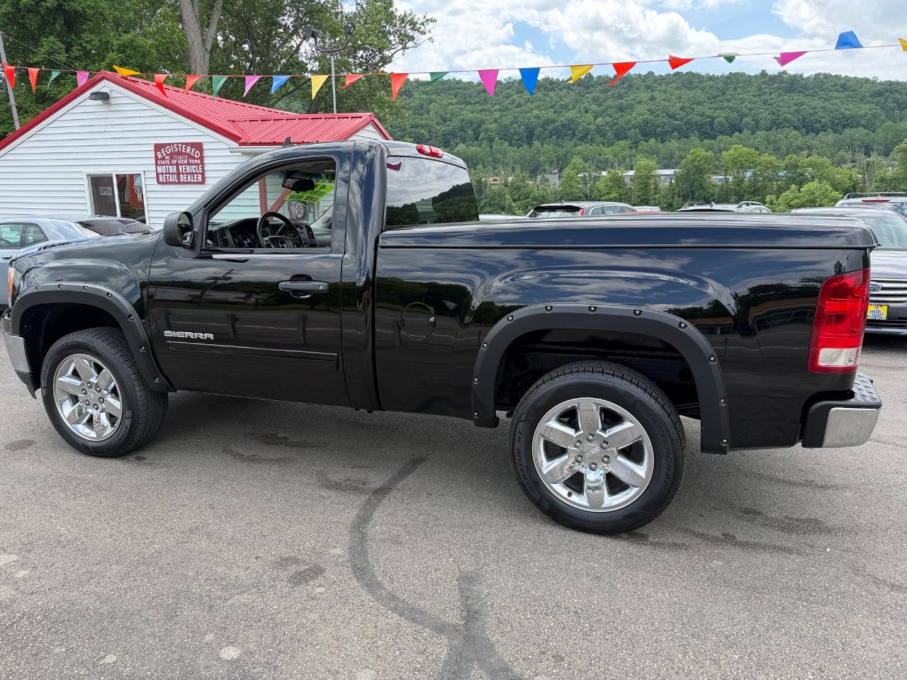 GMC Sierra 1500 4WD Reg Cab 119.0" SLE 2013