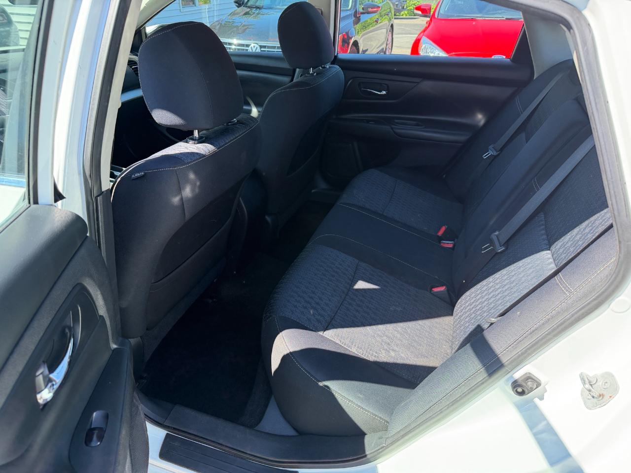 Nissan Altima 4dr Sdn I4 2.5 S 2016