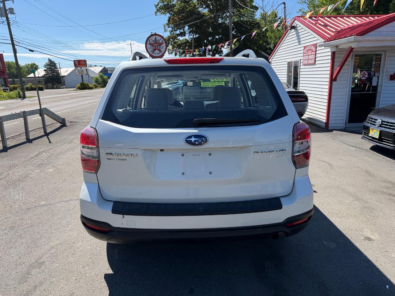 Subaru Forester 4dr CVT 2.5i PZEV 2015