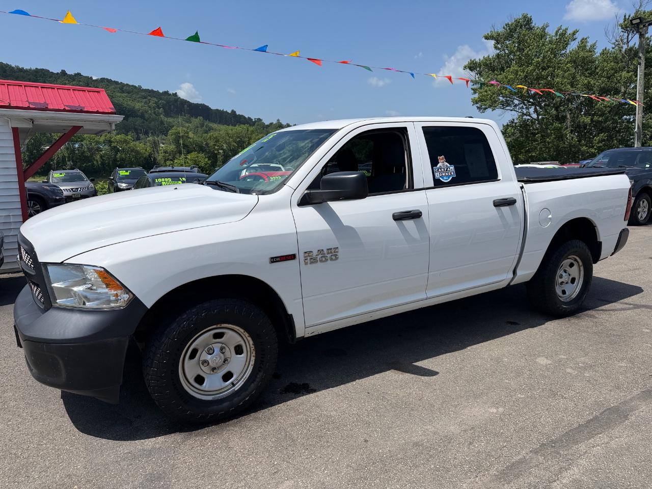 RAM 1500 4WD Crew Cab 140.5" Tradesman 2015