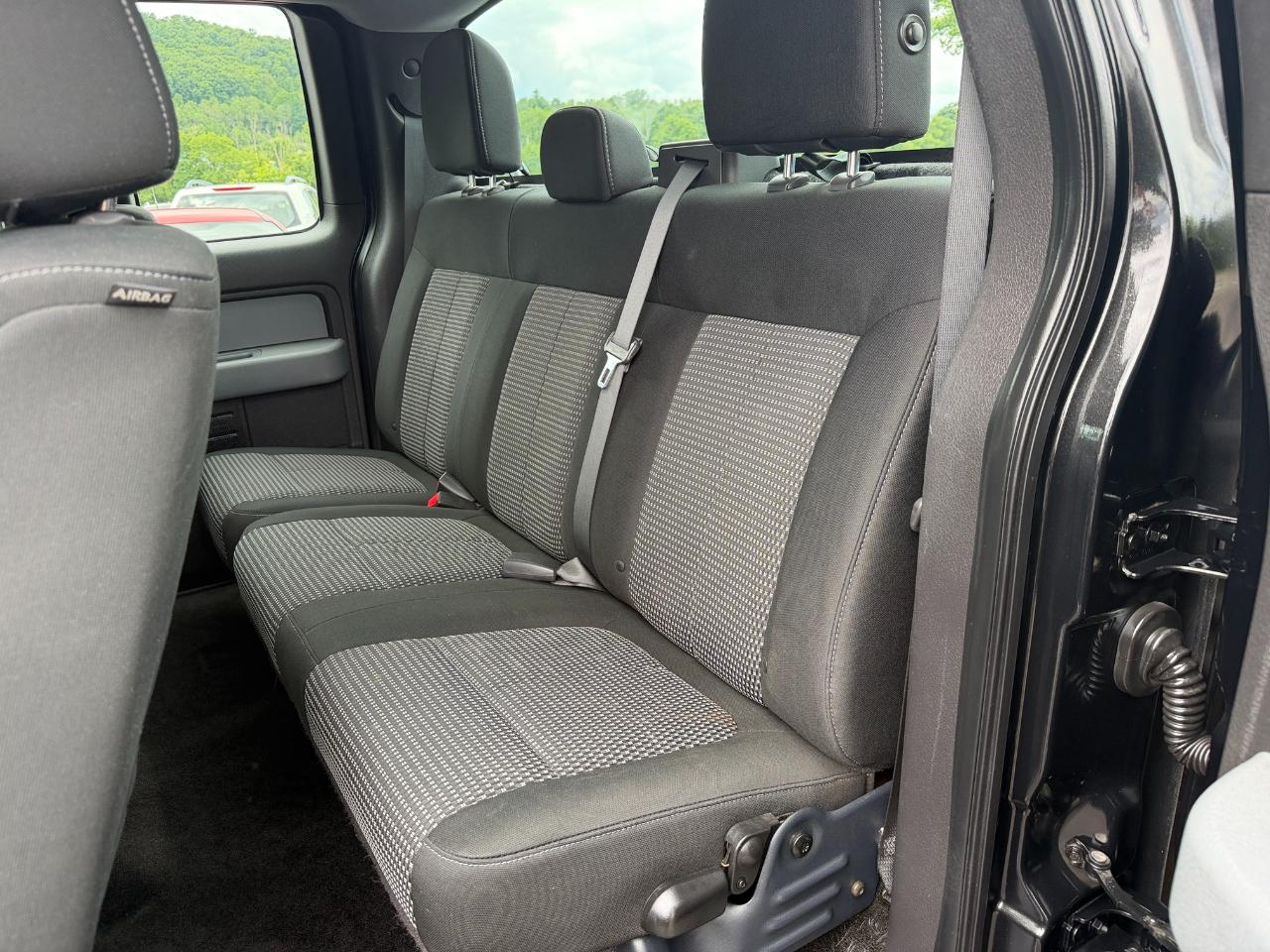 Ford F-150 4WD SuperCab 145" STX 2014