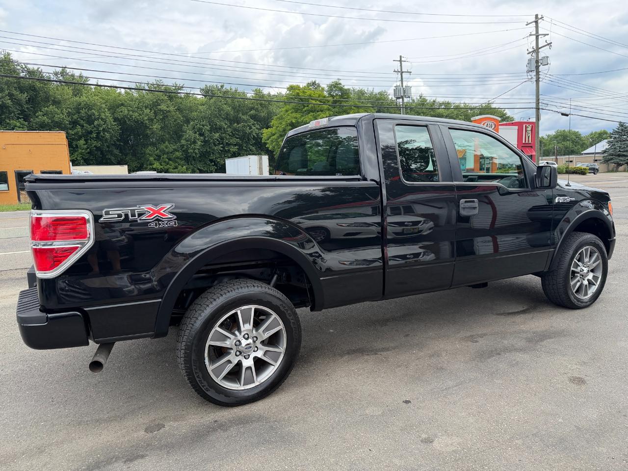 Ford F-150 4WD SuperCab 145" STX 2014