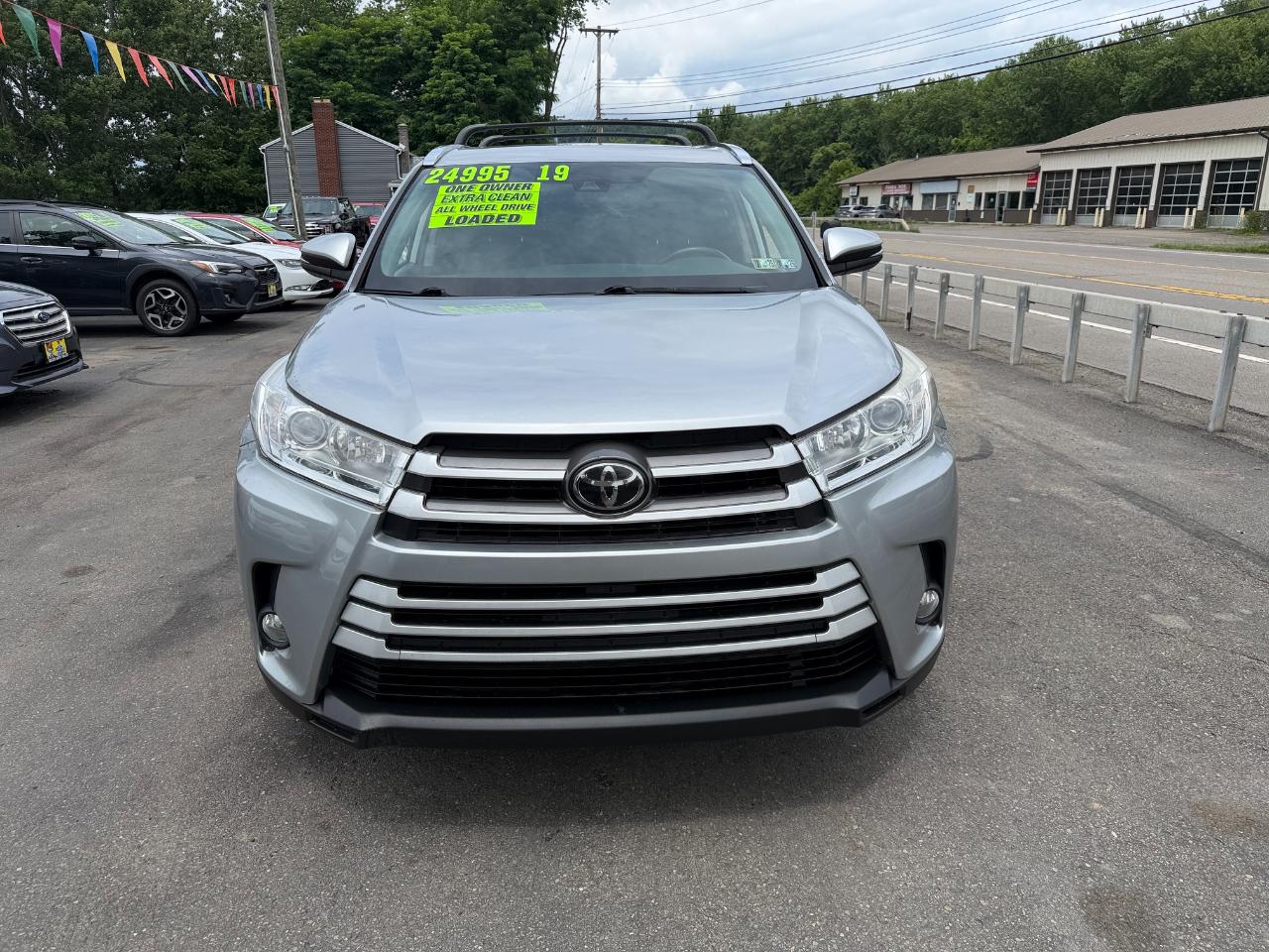 Toyota Highlander XLE V6 AWD (Natl) 2019