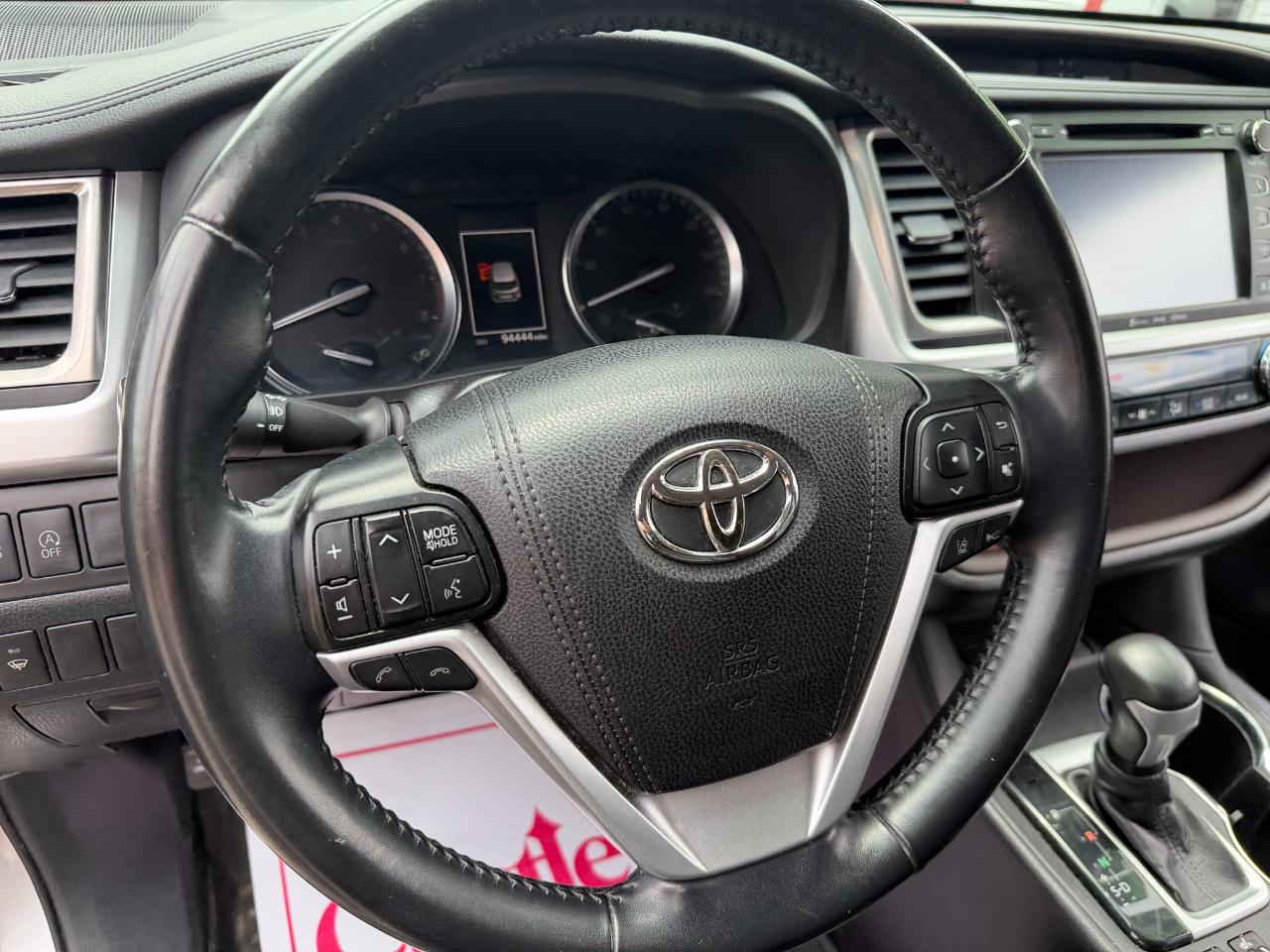Toyota Highlander XLE V6 AWD (Natl) 2019