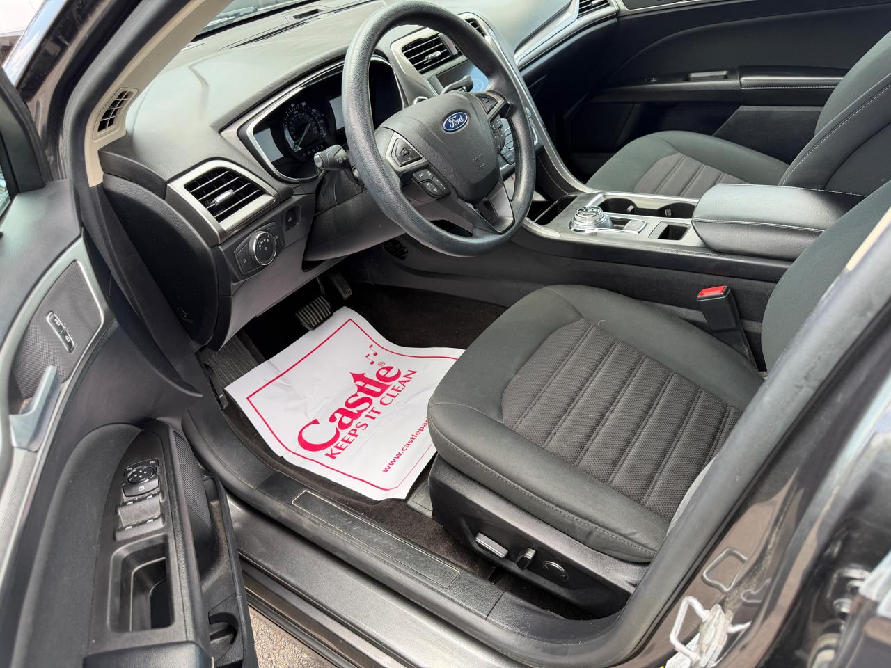 Ford Fusion SE AWD 2020