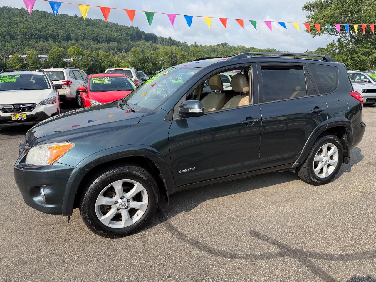 Toyota RAV4 4WD 4dr I4 Limited (Natl) 2012
