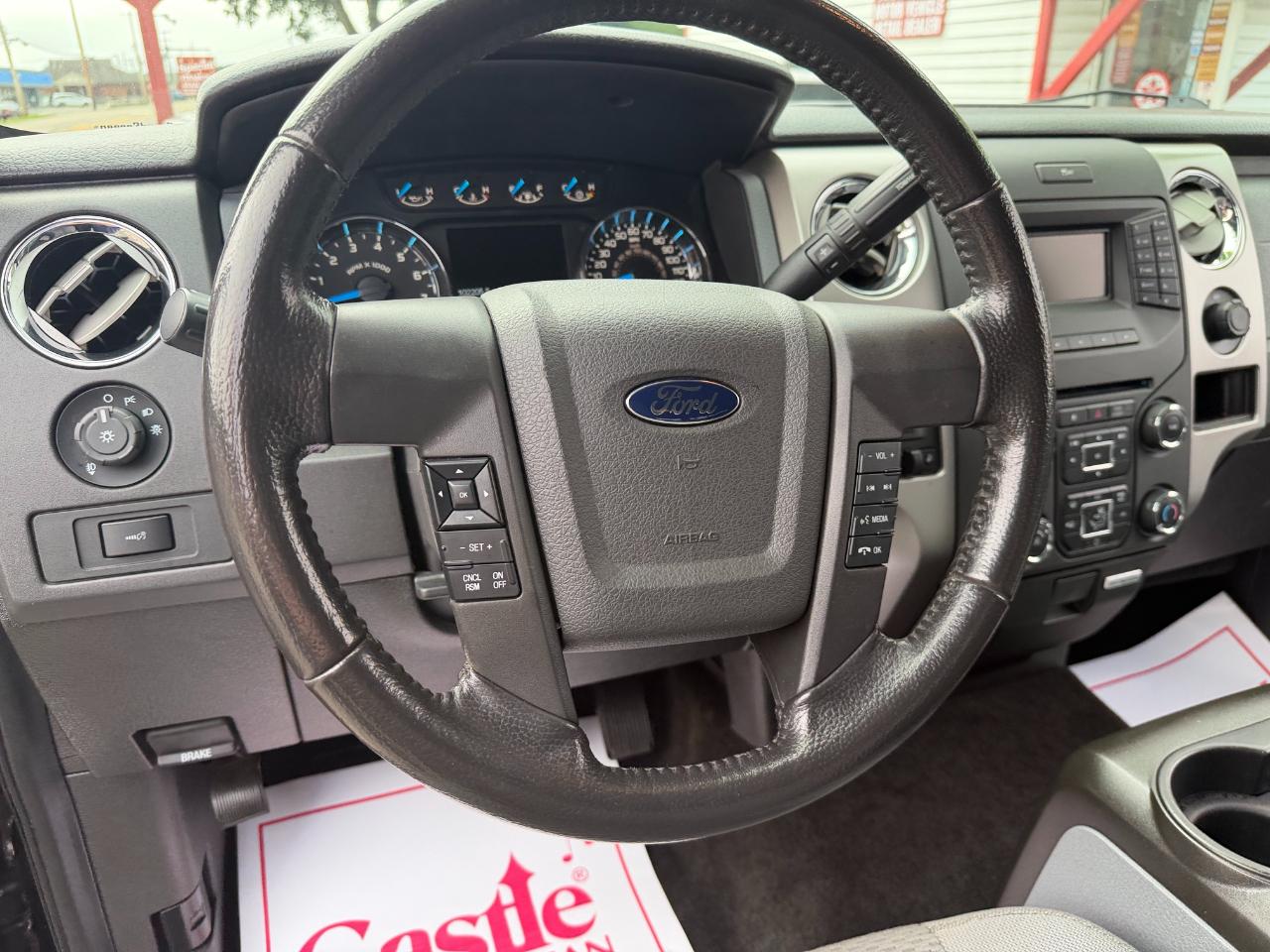 Ford F-150 4WD SuperCrew 139" XLT 2013