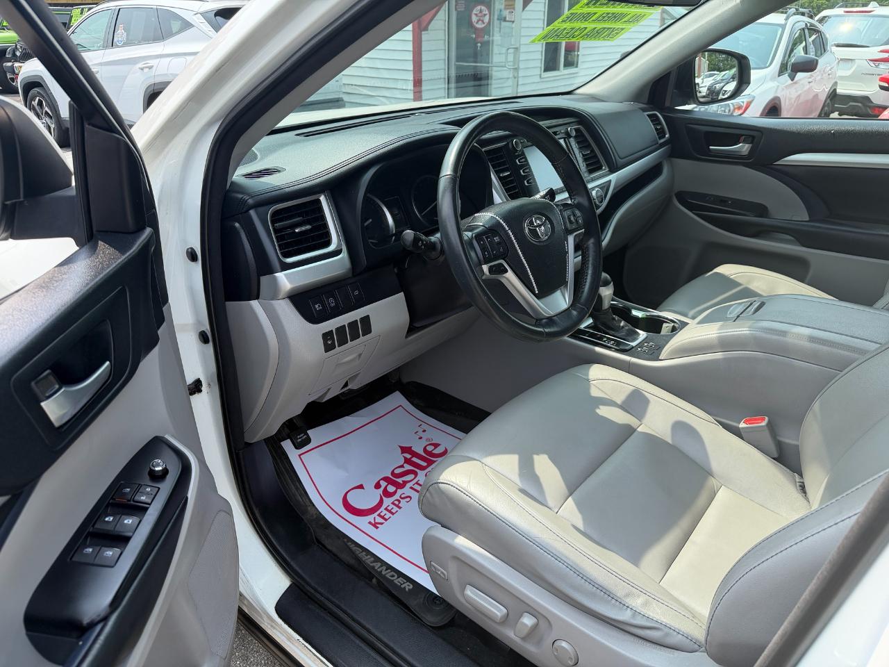 Toyota Highlander XLE V6 AWD (Natl) 2018