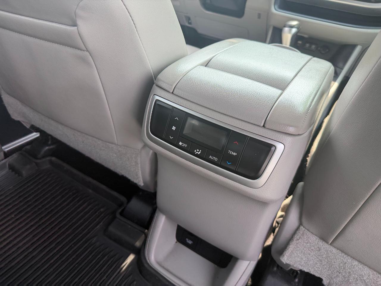 Toyota Highlander XLE V6 AWD (Natl) 2018