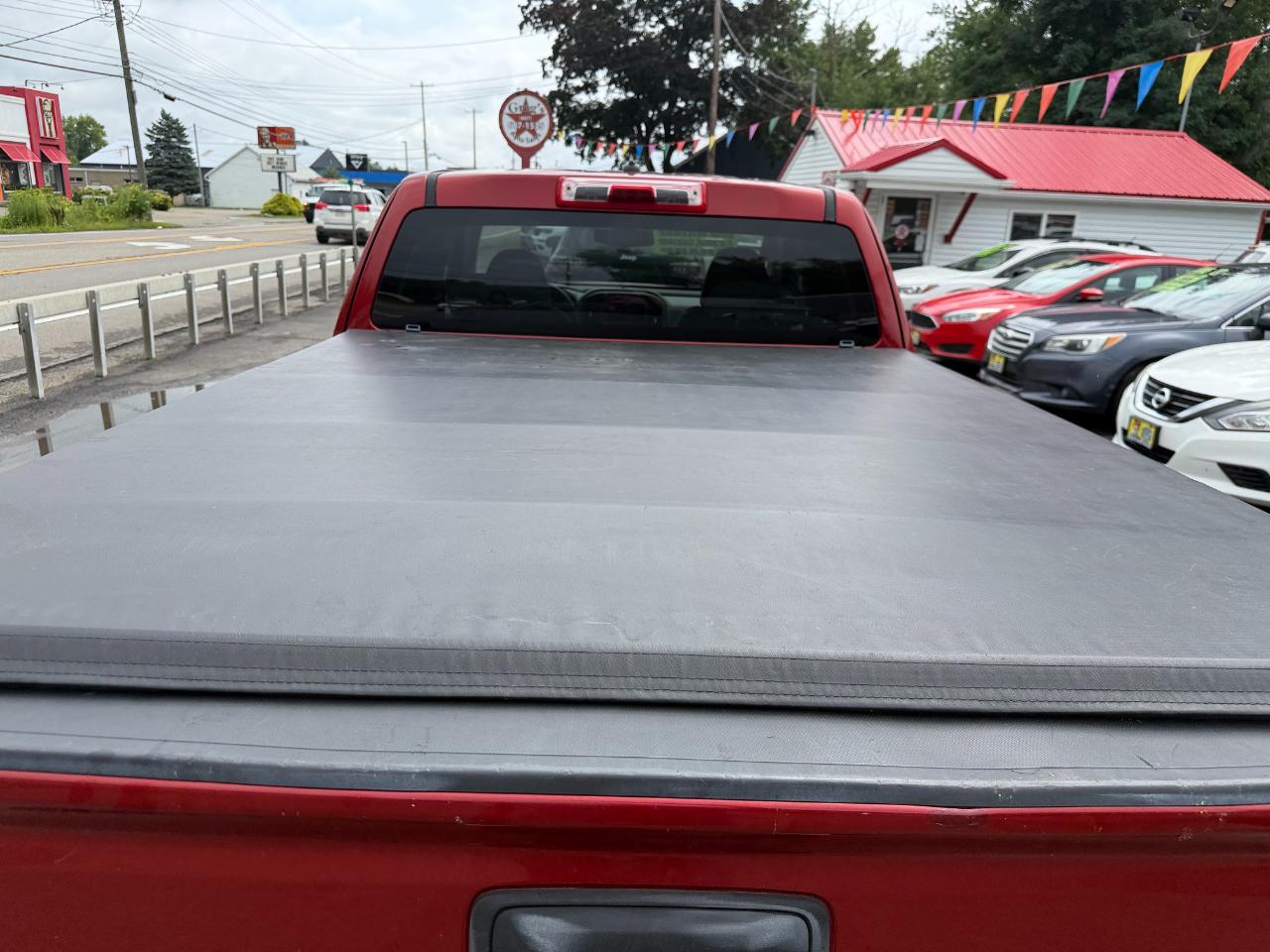 GMC Canyon 2WD Ext Cab 128.3" 2015