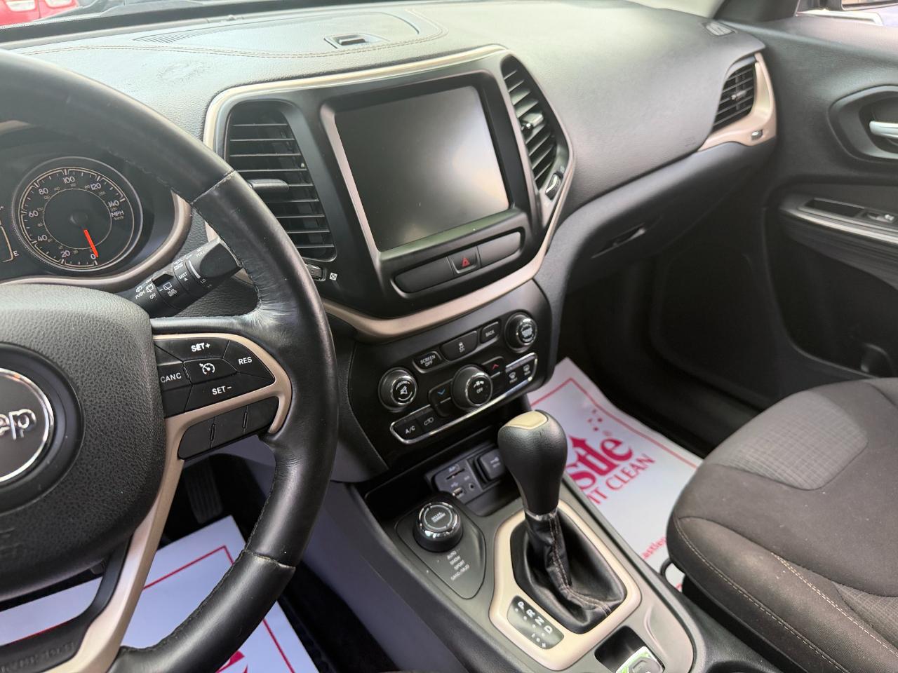 Jeep Cherokee 4WD 4dr Latitude 2016