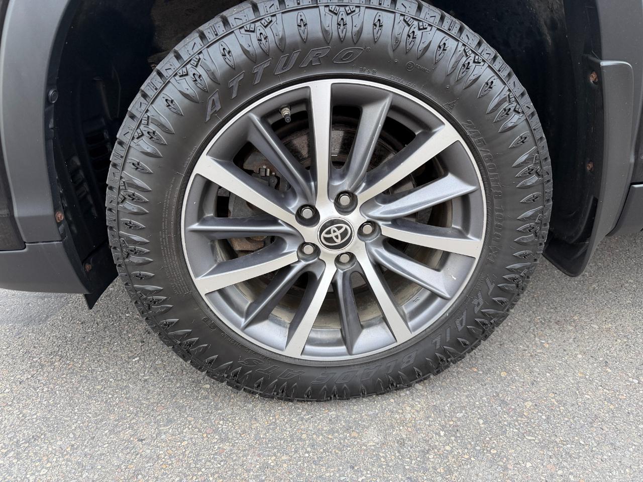 Toyota Highlander XLE V6 AWD (Natl) 2019
