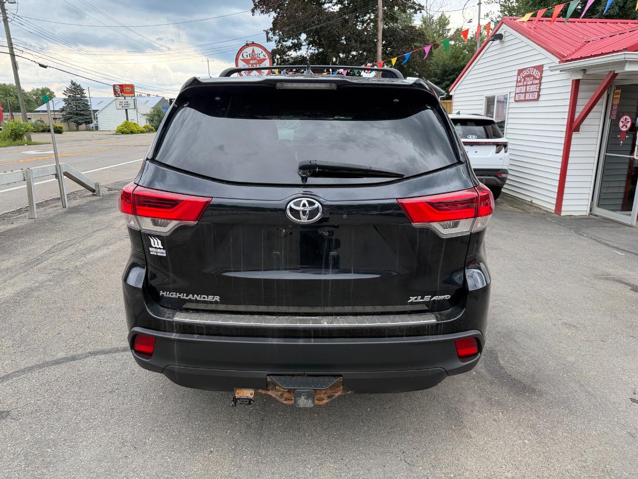 Toyota Highlander XLE V6 AWD (Natl) 2019
