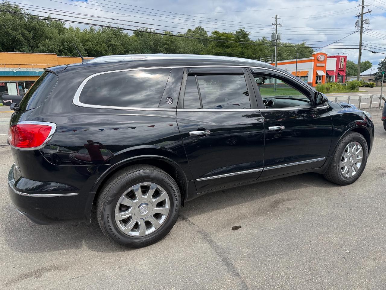 Buick Enclave AWD 4dr Leather 2017