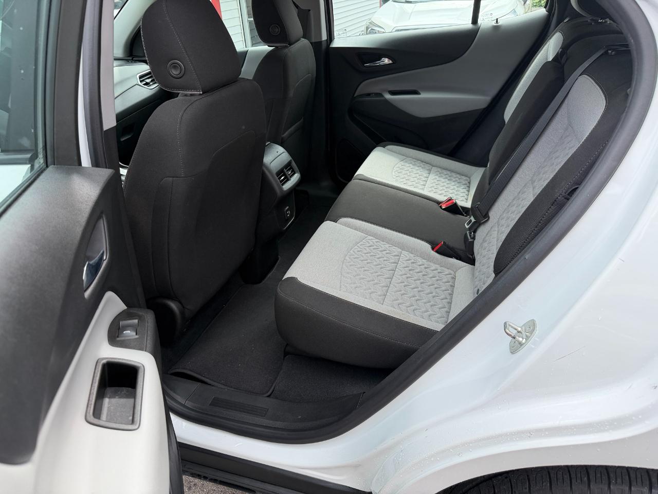 Chevrolet Equinox AWD 4dr LS w/1FL 2022