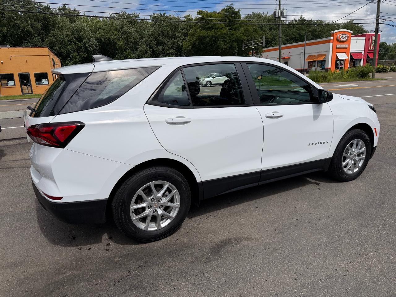Chevrolet Equinox AWD 4dr LS w/1FL 2022
