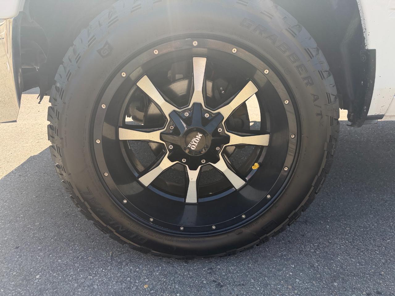 RAM 1500 Classic Warlock 4x4 Quad Cab 6'4" Box 2020