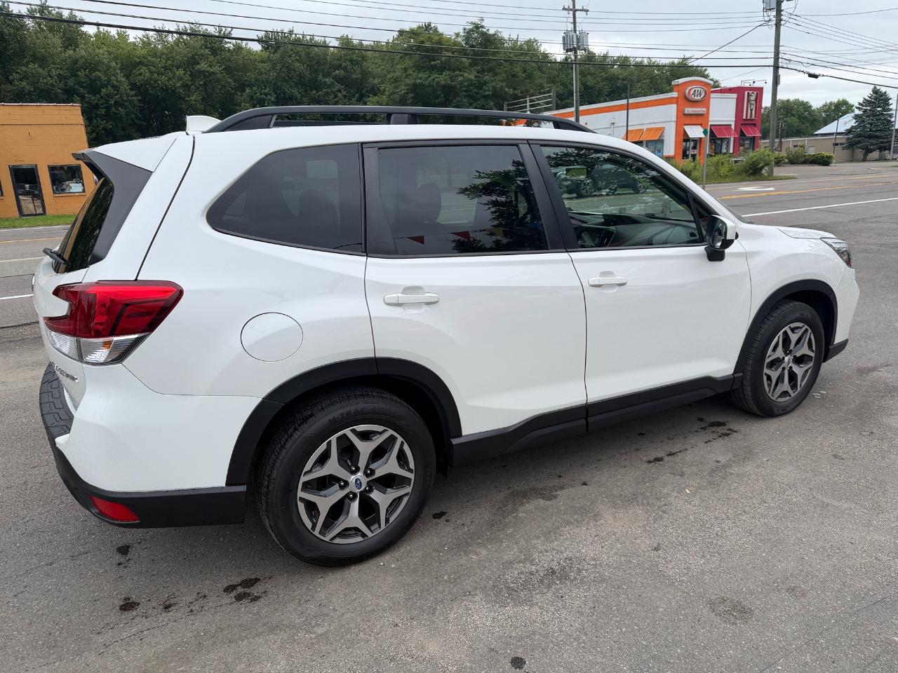 Subaru Forester Premium CVT 2021