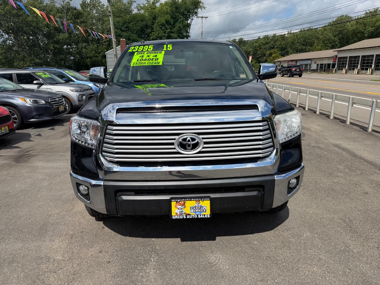 Toyota Tundra 4WD Truck CrewMax 5.7L FFV V8 6-Spd AT LTD (Natl) 2015