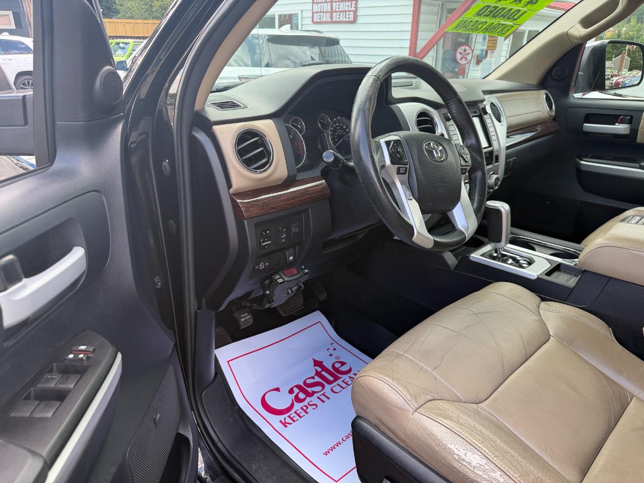 Toyota Tundra 4WD Truck CrewMax 5.7L FFV V8 6-Spd AT LTD (Natl) 2015