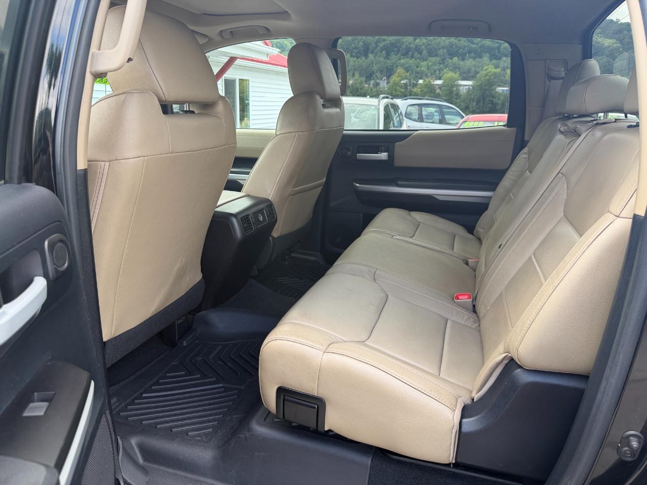 Toyota Tundra 4WD Truck CrewMax 5.7L FFV V8 6-Spd AT LTD (Natl) 2015