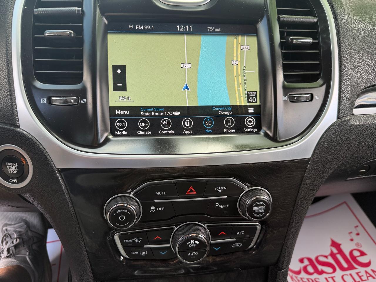 Chrysler 300 Touring L AWD 2021