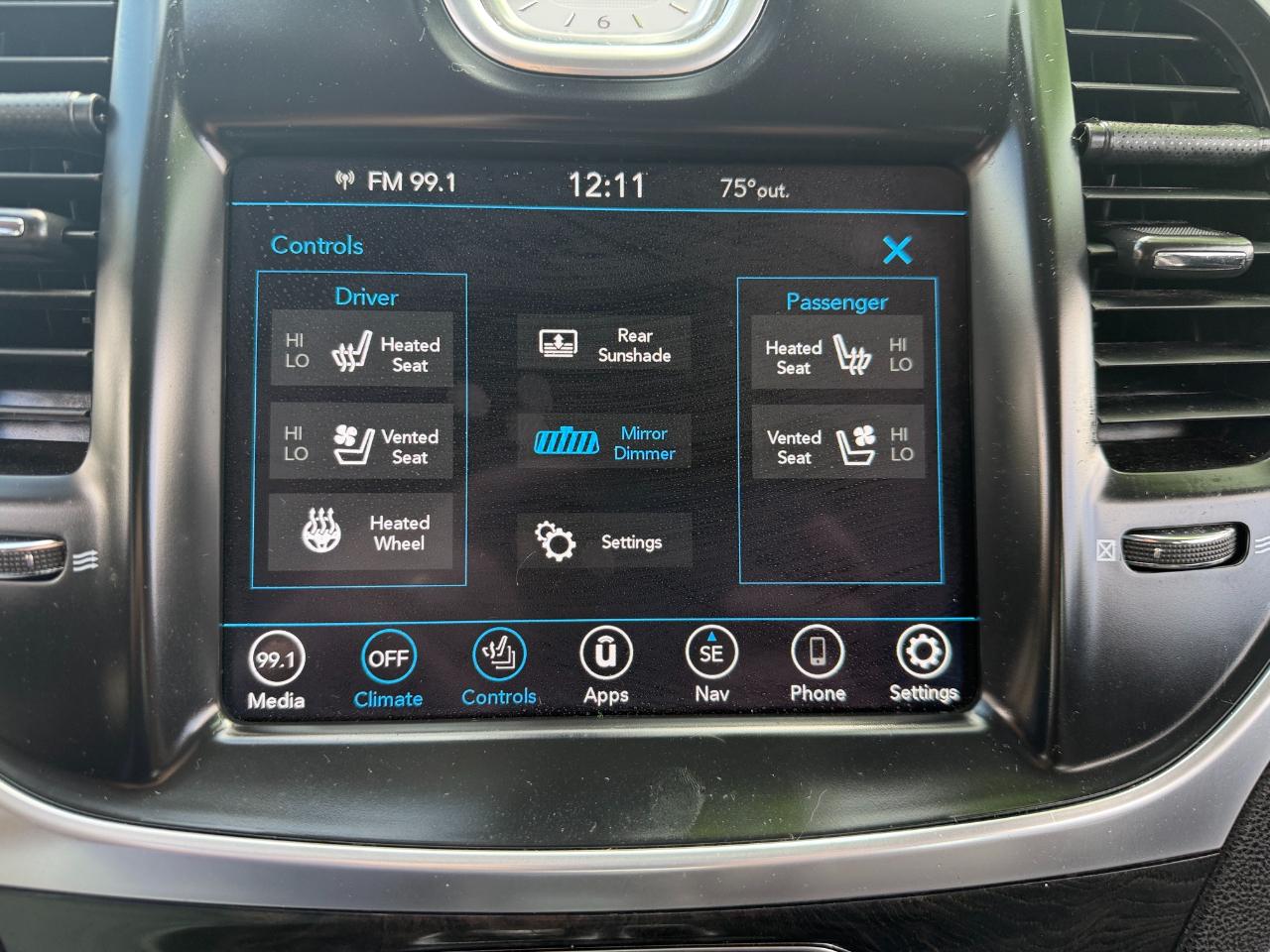 Chrysler 300 Touring L AWD 2021