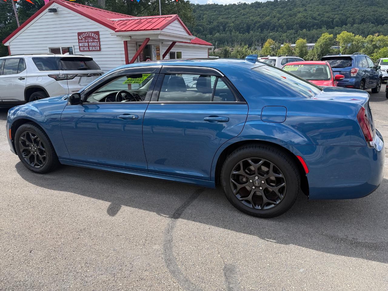 Chrysler 300 Touring L AWD 2021