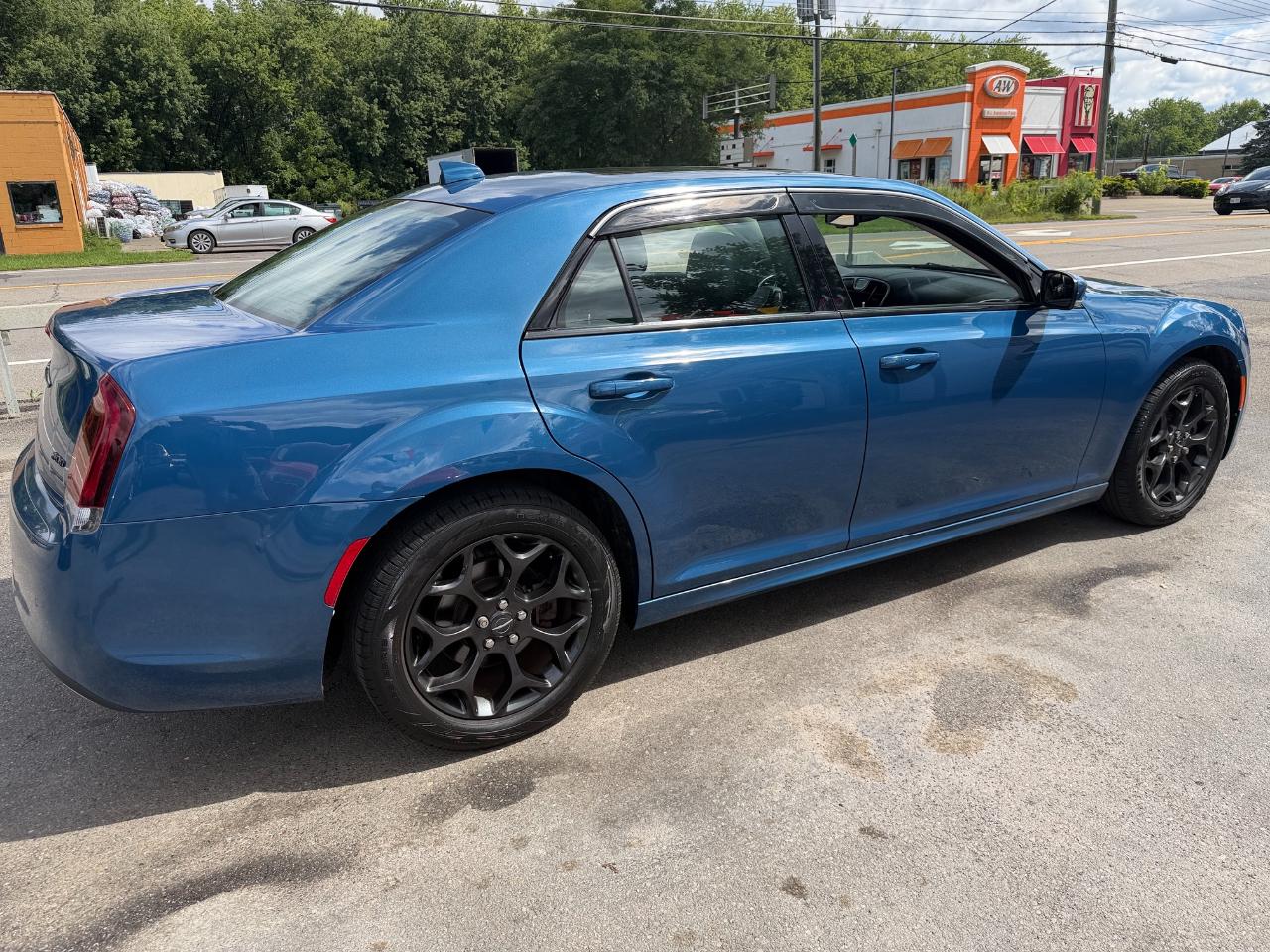 Chrysler 300 Touring L AWD 2021