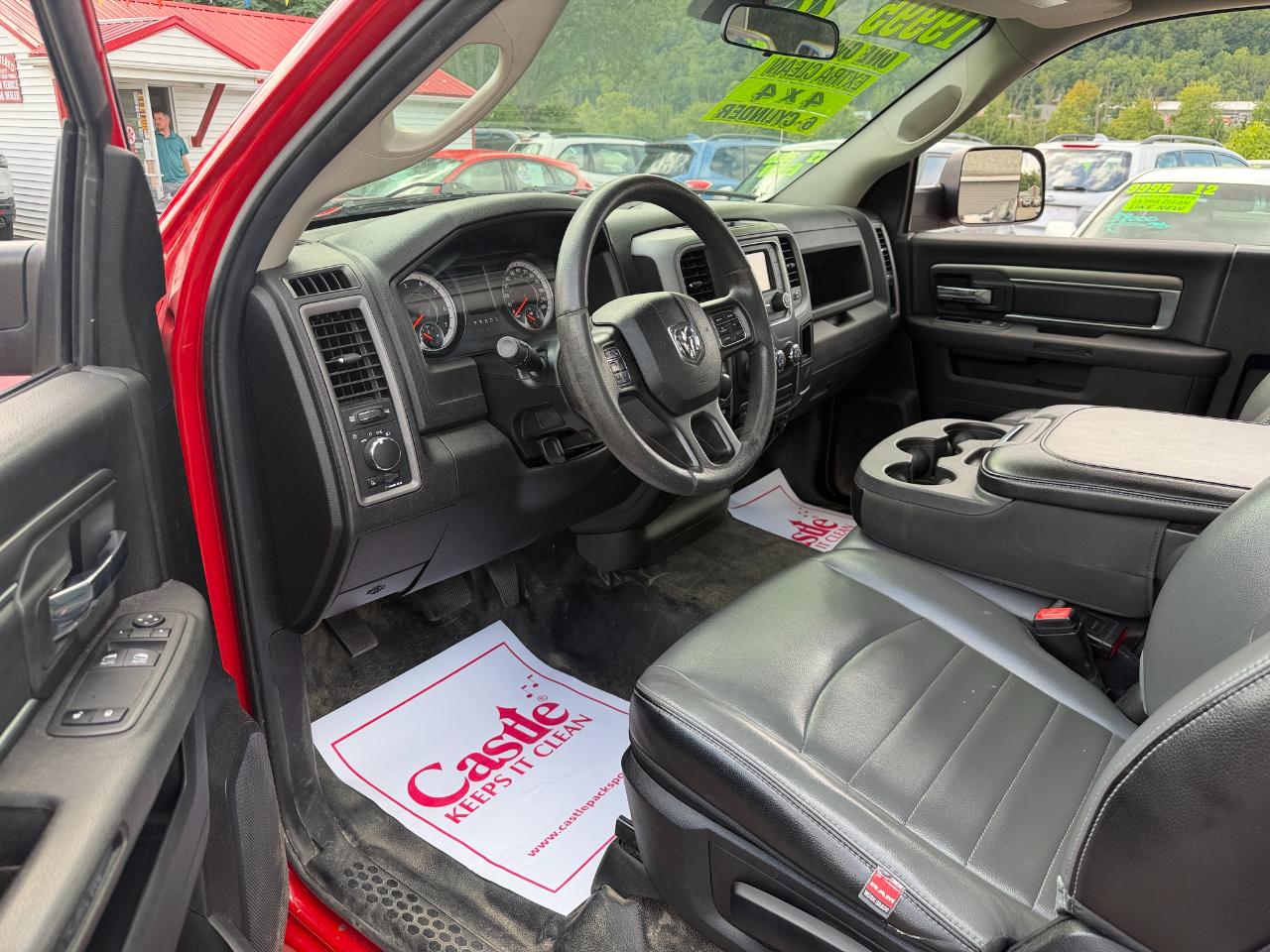 RAM 1500 Classic Tradesman 4x4 Reg Cab 8' Box 2022