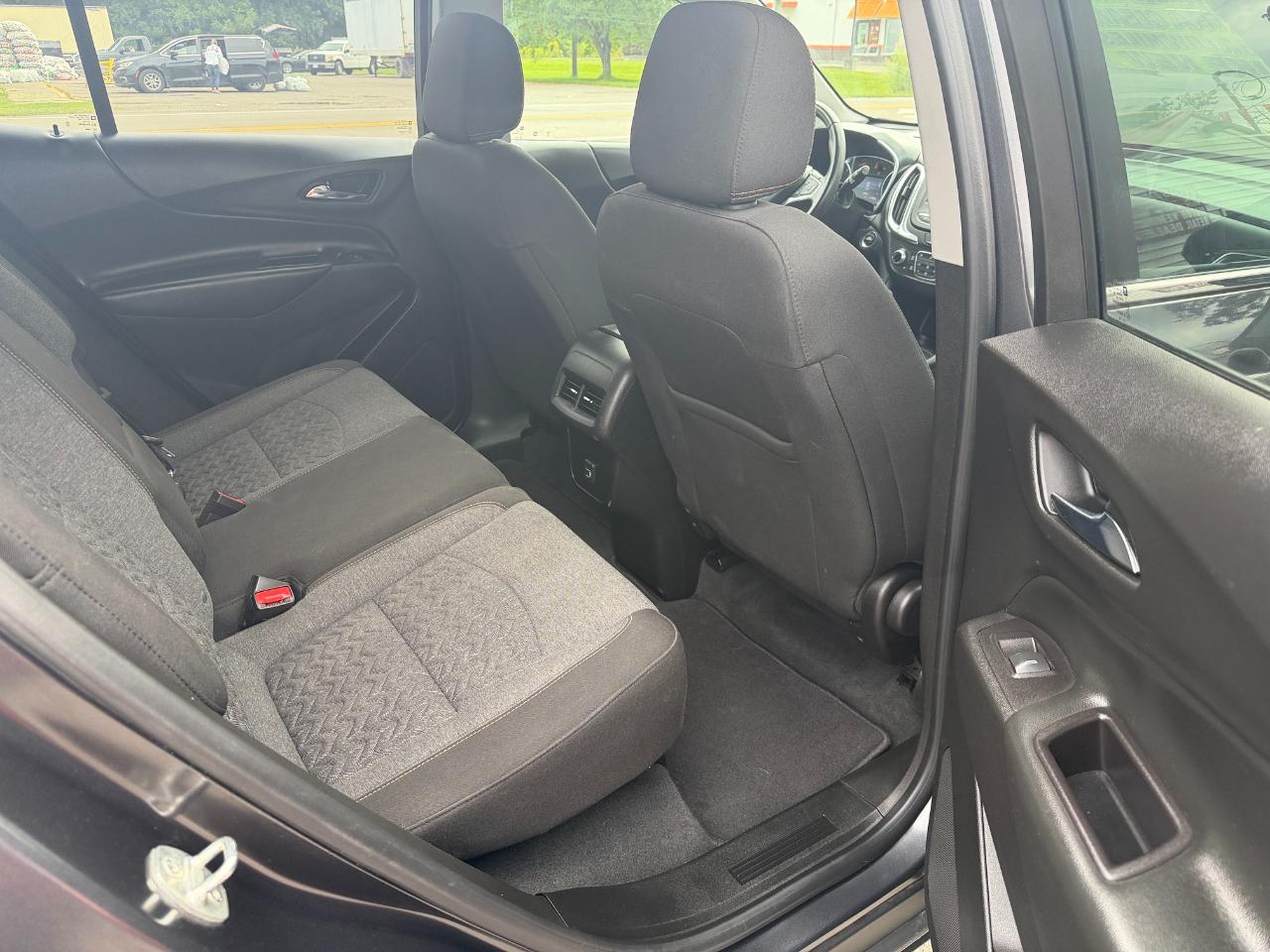 Chevrolet Equinox AWD 4dr LT w/1LT 2022
