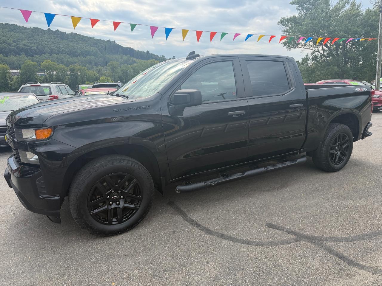 Chevrolet Silverado 1500 LTD 4WD Crew Cab 147" Custom 2022