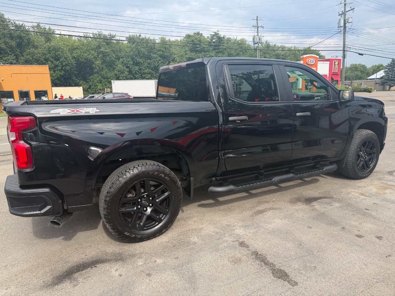 Chevrolet Silverado 1500 LTD 4WD Crew Cab 147" Custom 2022