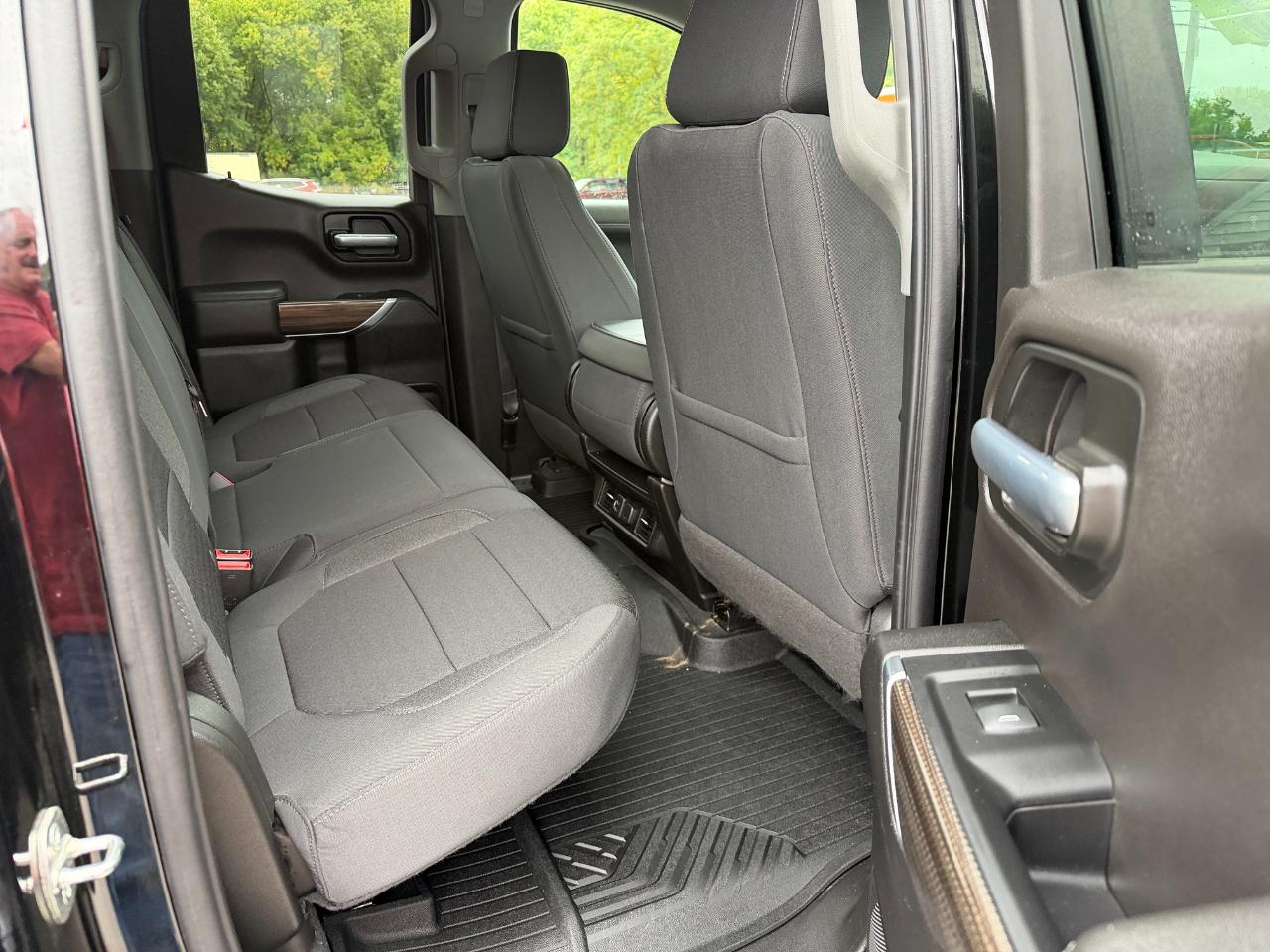 Chevrolet Silverado 1500 4WD Double Cab 147" RST 2021