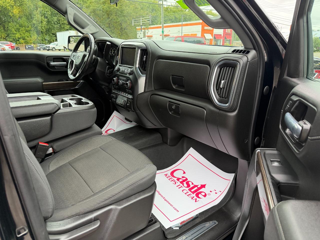 Chevrolet Silverado 1500 4WD Double Cab 147" RST 2021