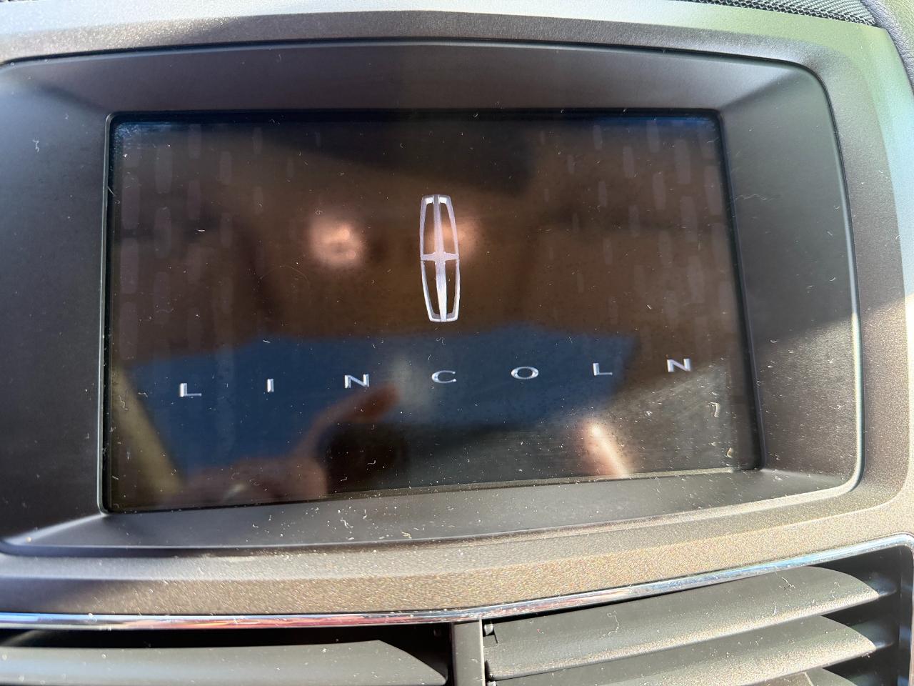 Lincoln MKT 3.5L AWD Standard 2019
