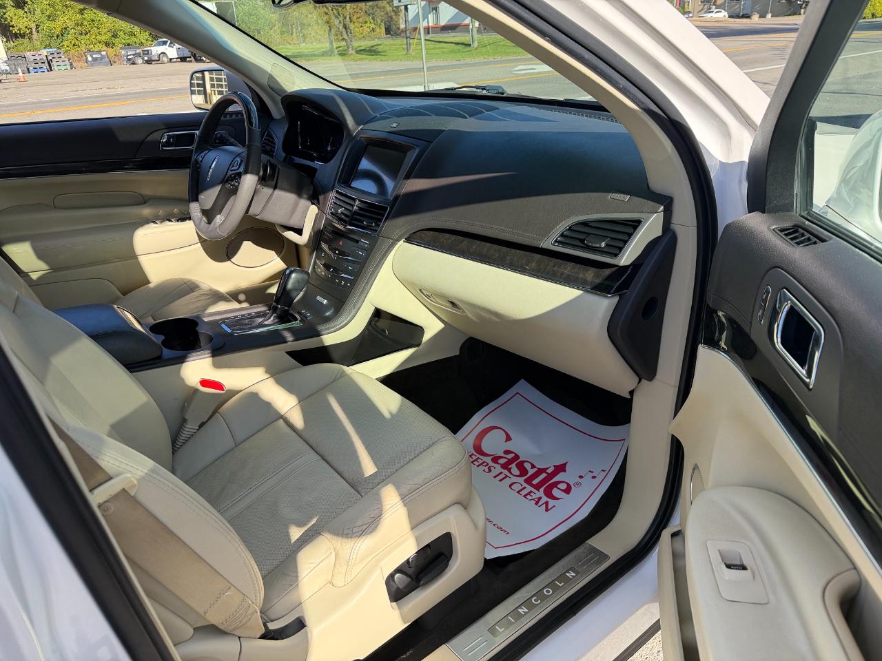 Lincoln MKT 3.5L AWD Standard 2019