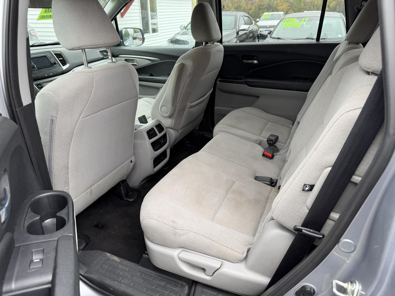 Honda Pilot AWD 4dr LX 2016