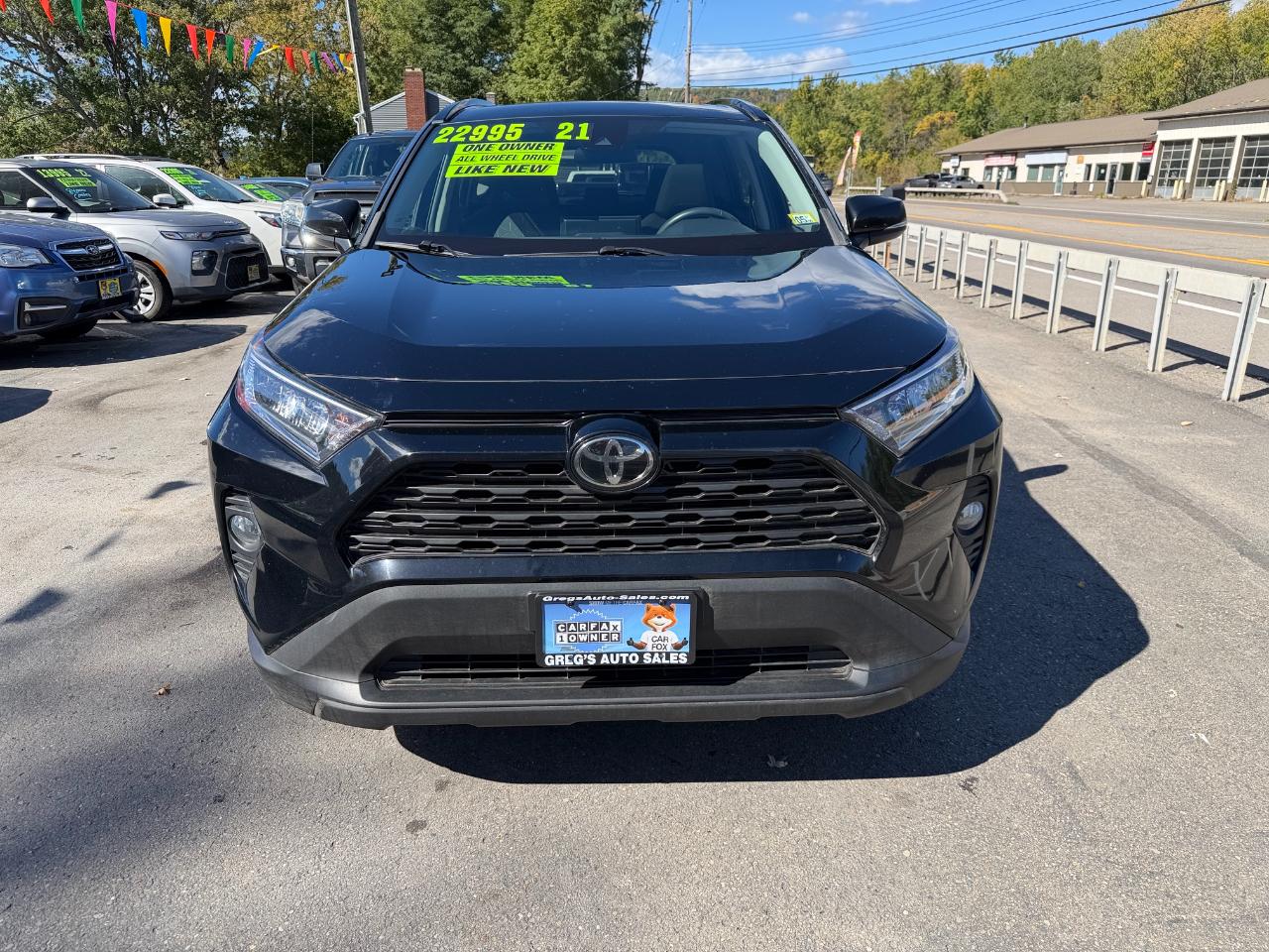 Toyota RAV4 XLE AWD (Natl) 2021