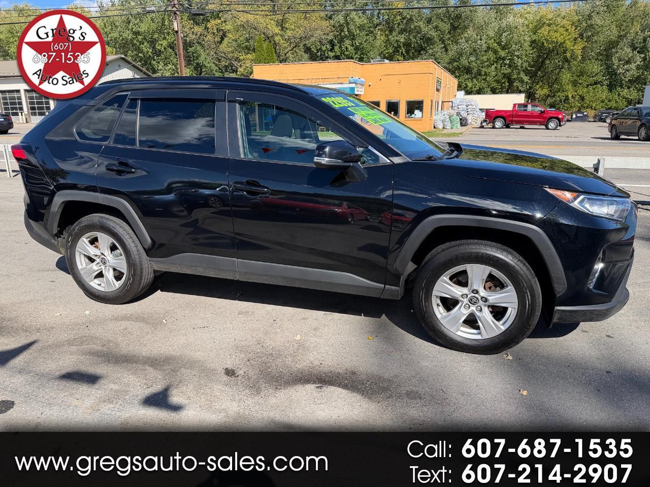 Toyota RAV4 XLE AWD (Natl) 2021
