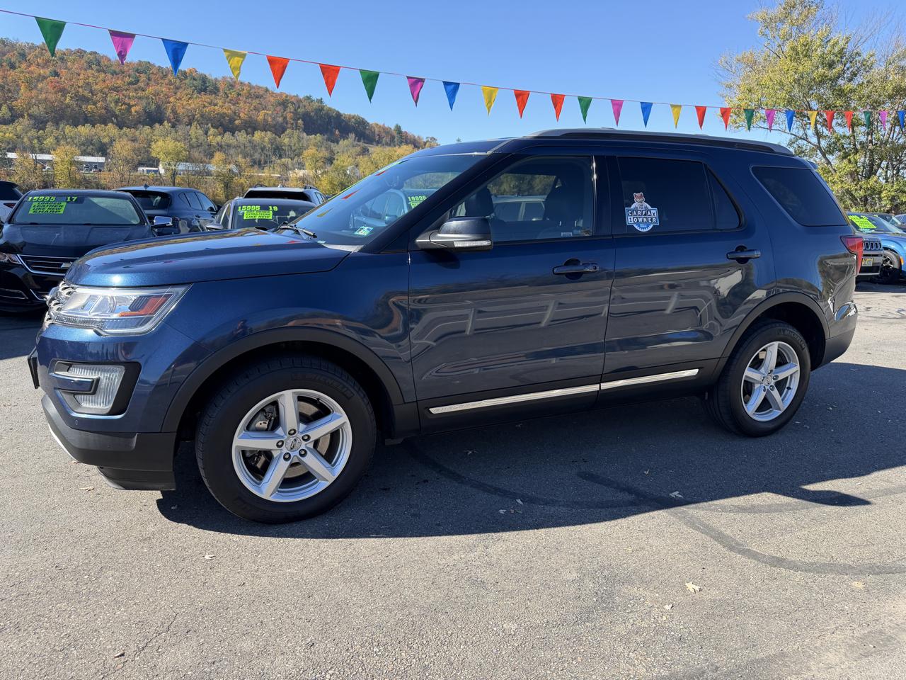 Ford Explorer XLT 4WD 2017