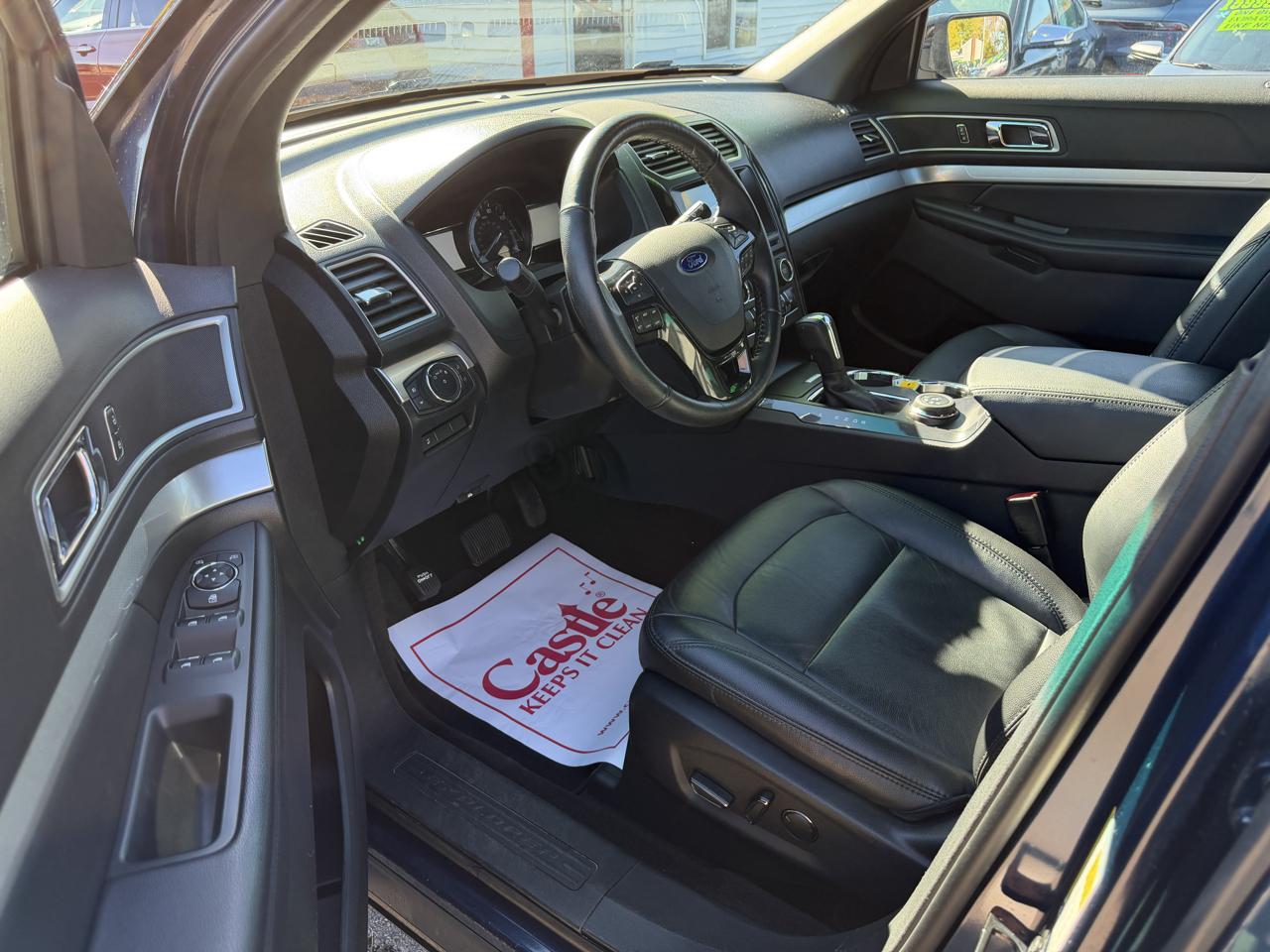 Ford Explorer XLT 4WD 2017