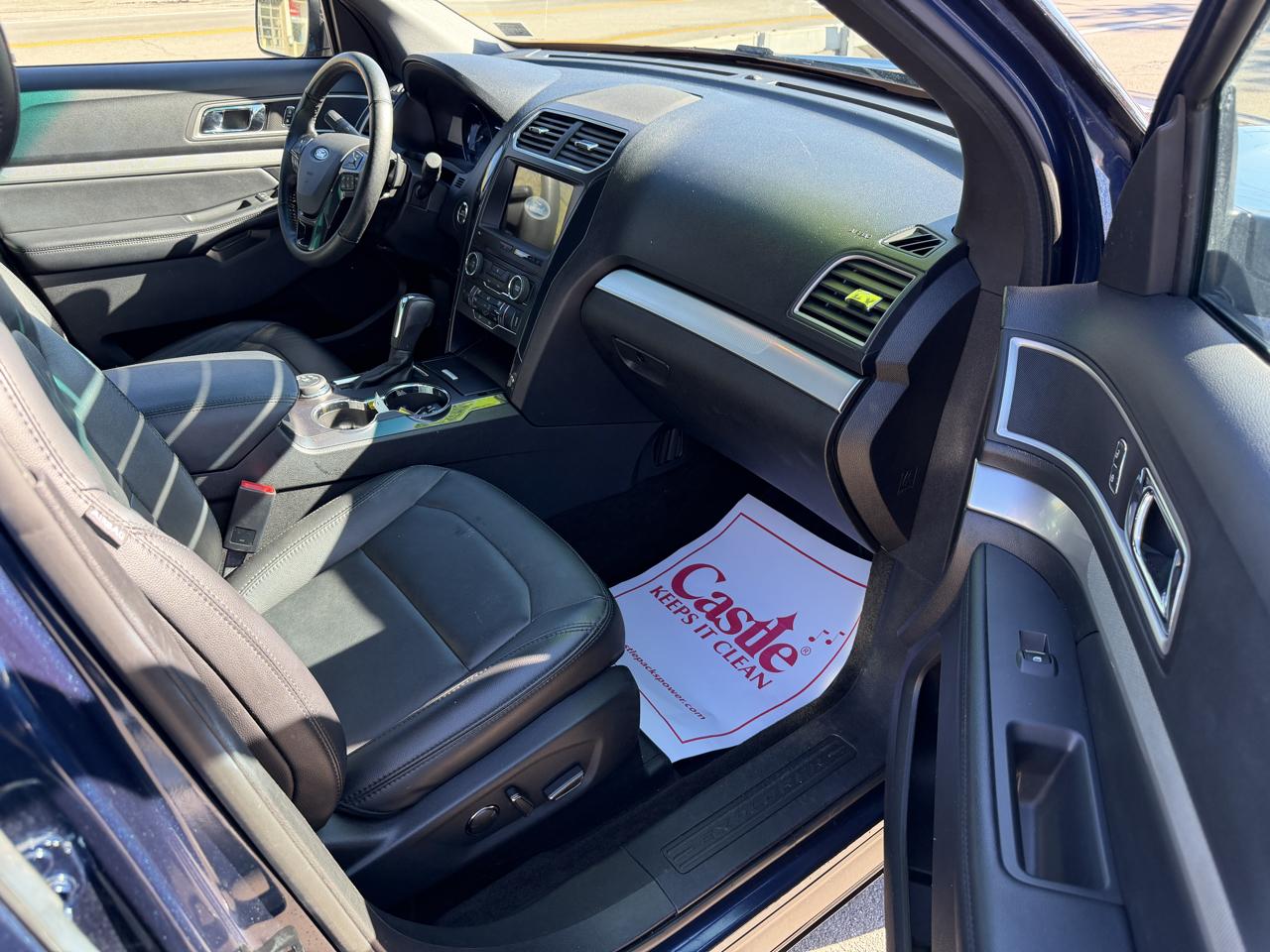 Ford Explorer XLT 4WD 2017