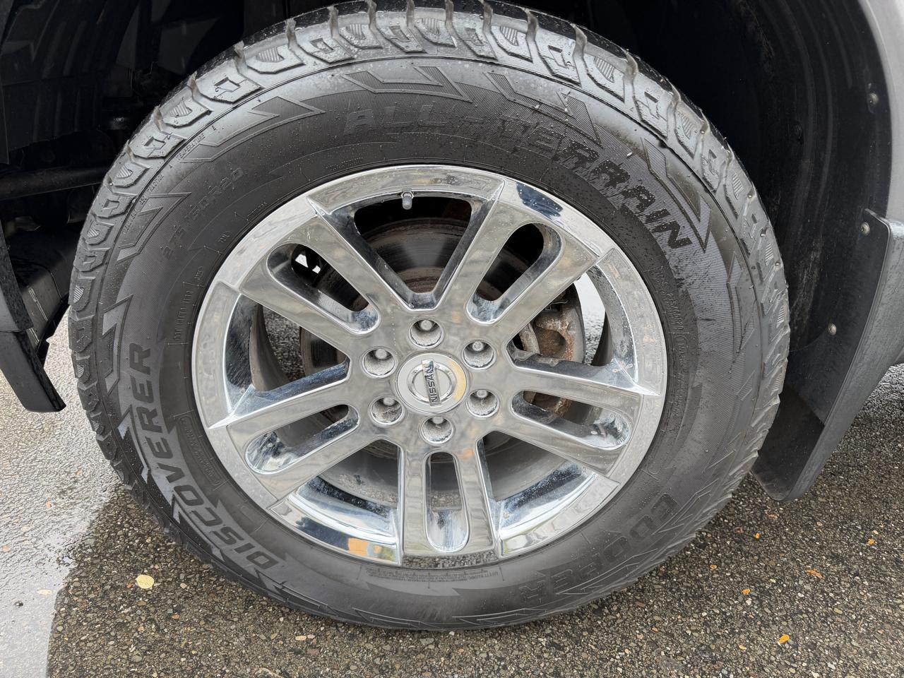 Nissan Titan 4WD Crew Cab SWB PRO-4X 2014