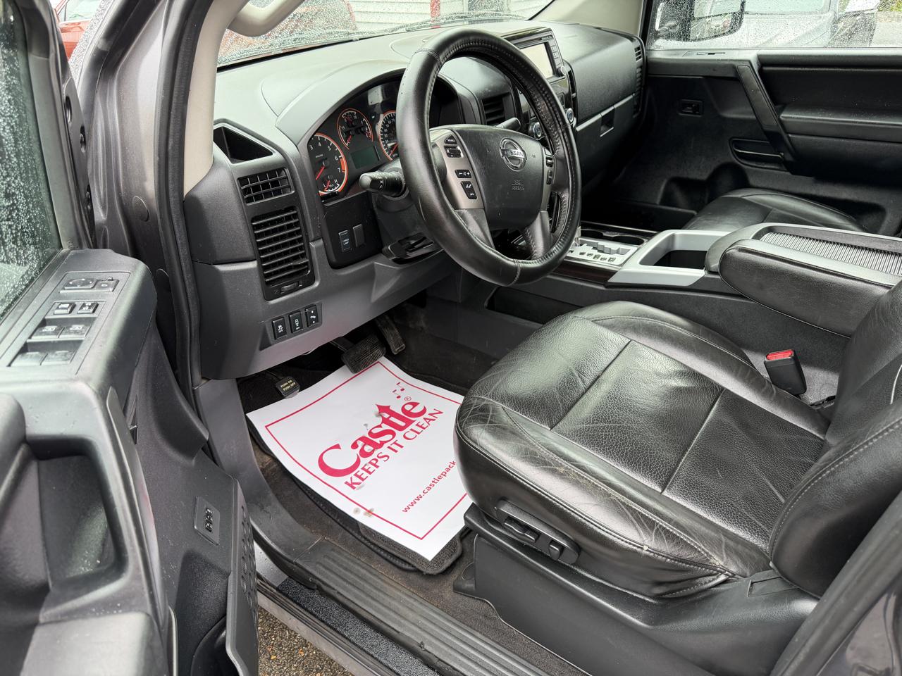Nissan Titan 4WD Crew Cab SWB PRO-4X 2014