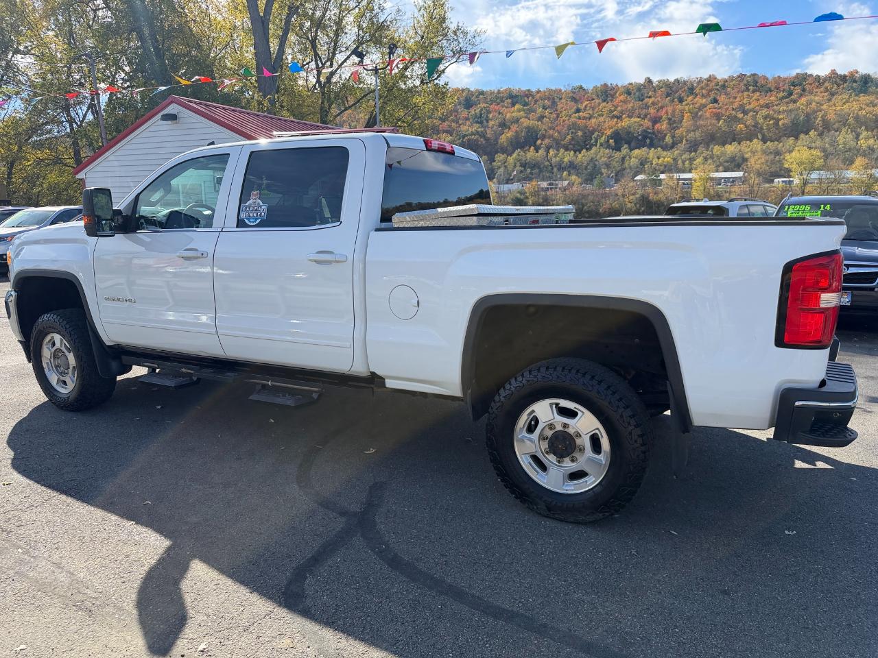 GMC Sierra 2500HD 4WD Crew Cab 153.7" SLE 2017