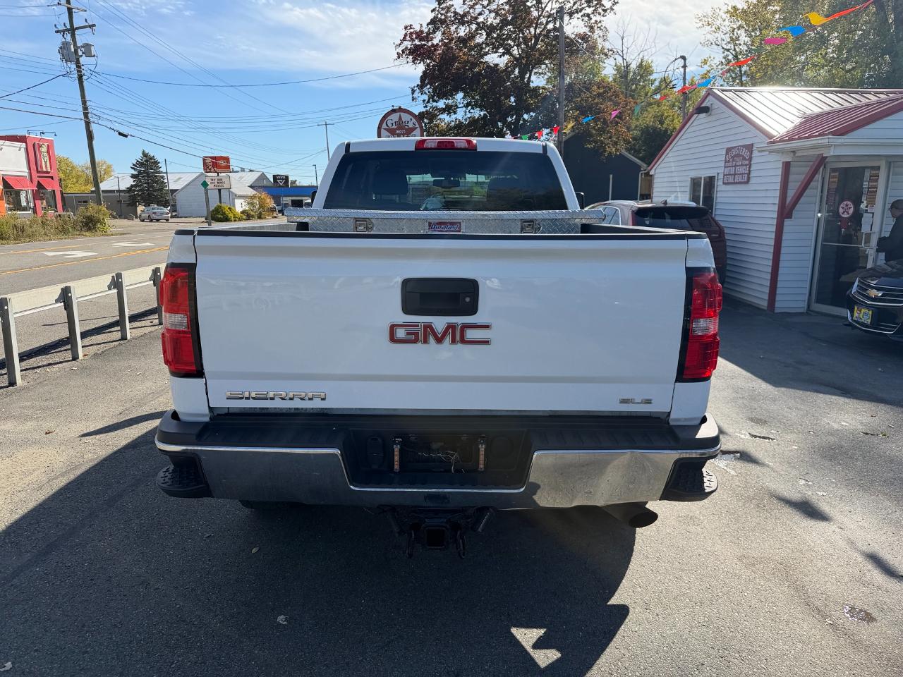 GMC Sierra 2500HD 4WD Crew Cab 153.7" SLE 2017